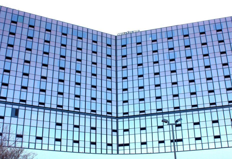 Отель Wyndham Garden Norfolk Downtown Экстерьер фото