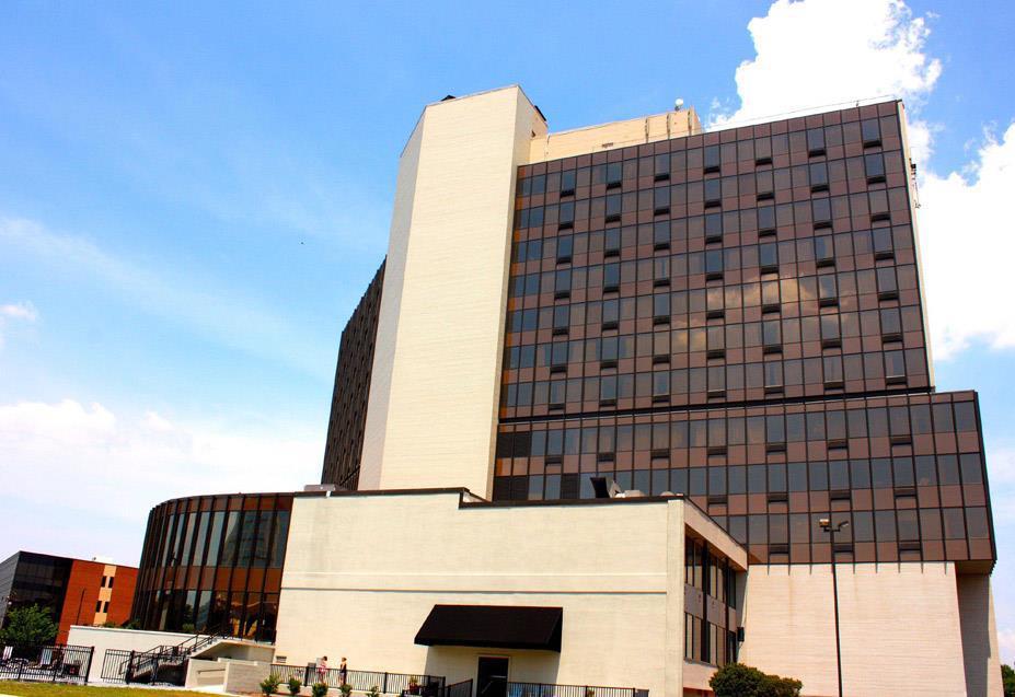 Отель Wyndham Garden Norfolk Downtown Экстерьер фото